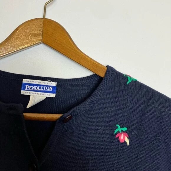 Pendleton Vintage Navy Blue Cottagecore Cardigan With Pink Embroidered Flowers - Picture 4 of 7